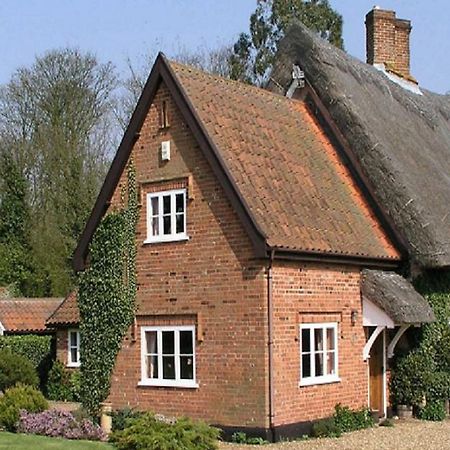 Thatched Farm Bed And Breakfast 伍德布里奇 外观 照片