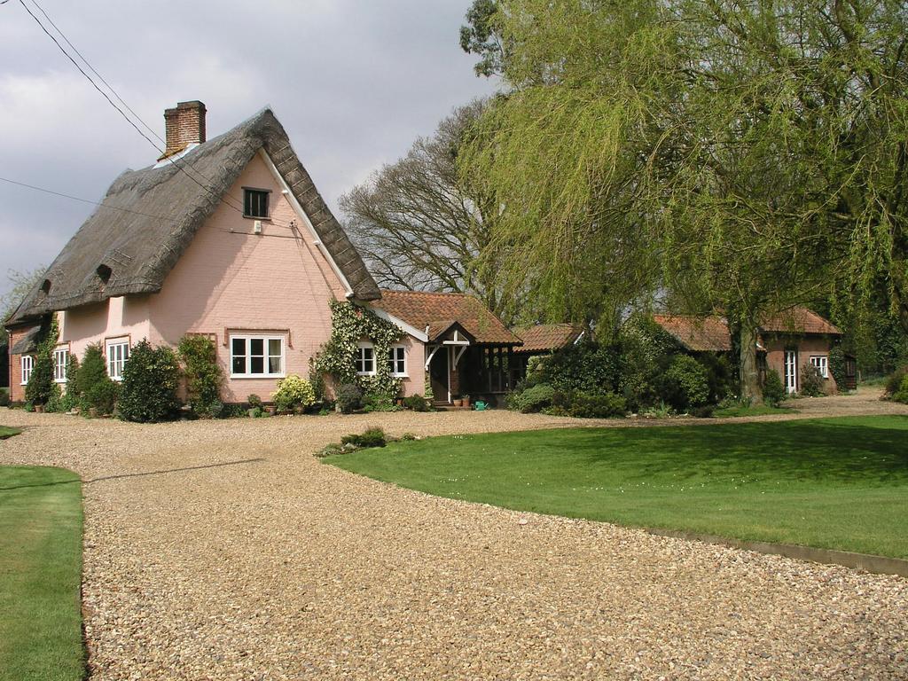 Thatched Farm Bed And Breakfast 伍德布里奇 外观 照片